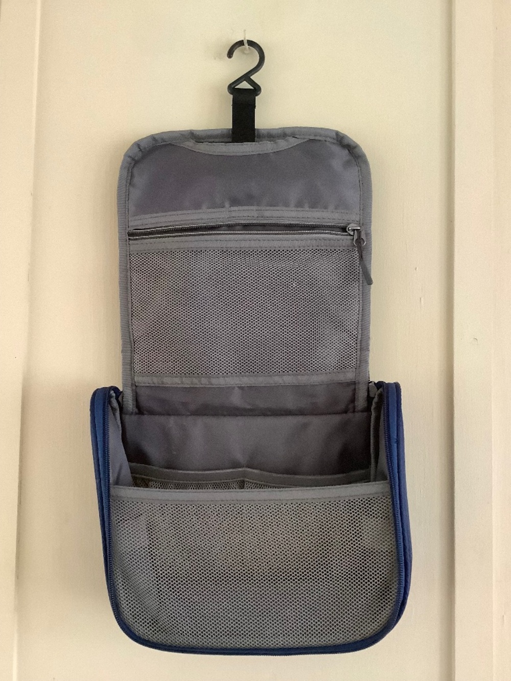 Travelon Hanging Toiletry Bag